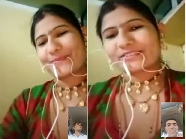 Rajasthani sex village aunty showing nude