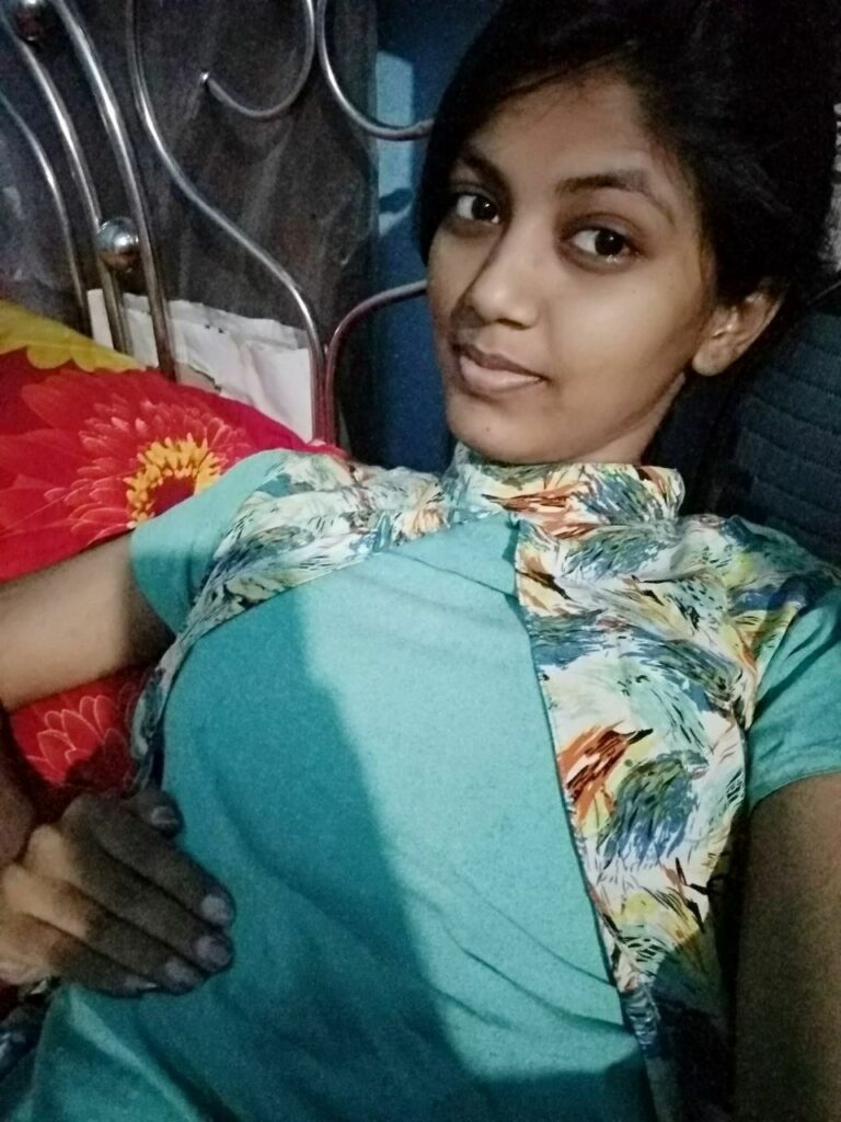 Bengaluru college girl boobs showing hot