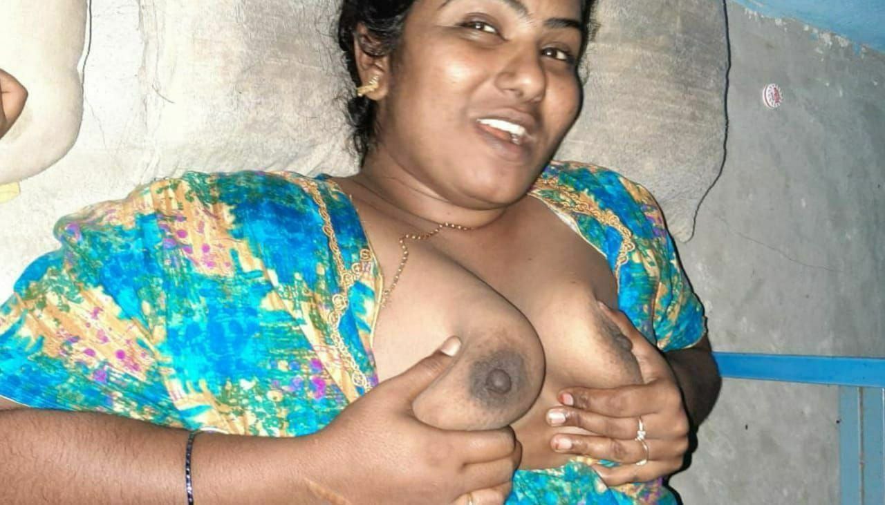 Chennai housewife boobs sucking by husband